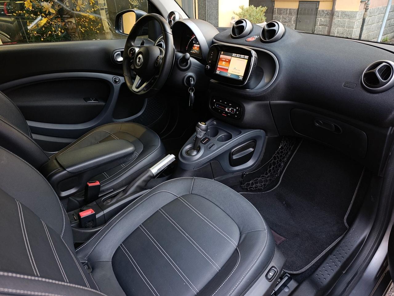 Smart ForTwo 90 0.9 Turbo Tailor Made Brabus Edition UrbanGold