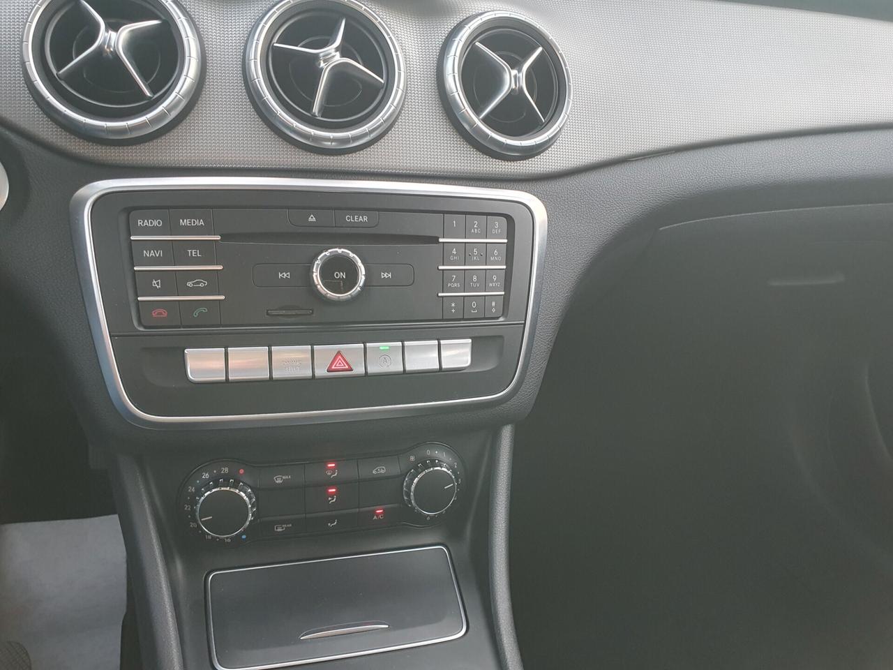 Mercedes-benz CLA 200 d Sport
