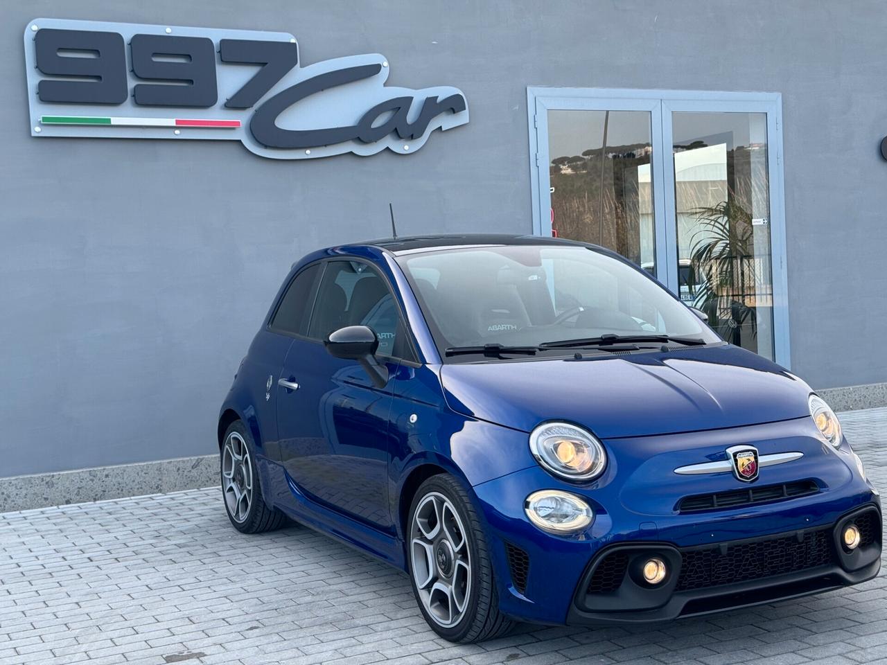 Abarth 595 1.4 Turbo T-Jet 165 CV Turismo 70° ANNIVERSARY SABELT FULL