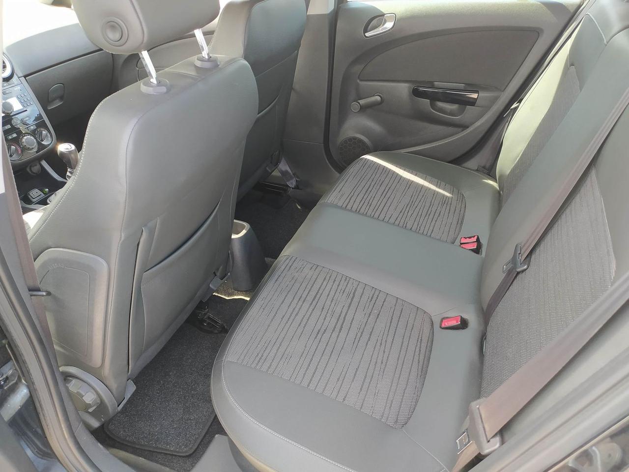 Opel Corsa Cosmo 1.2 #11303