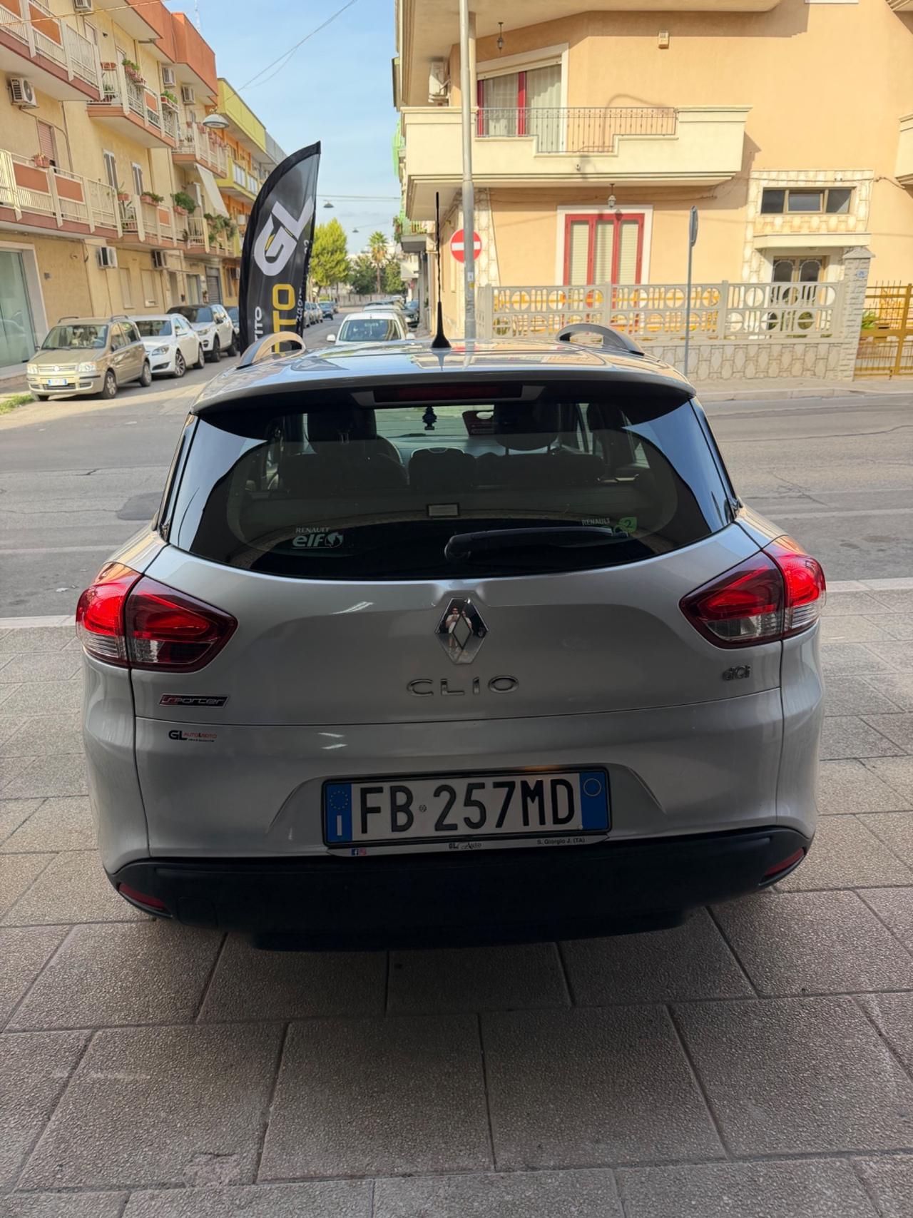 Renault Clio Sporter 1.5 dCi 8V 75CV Live