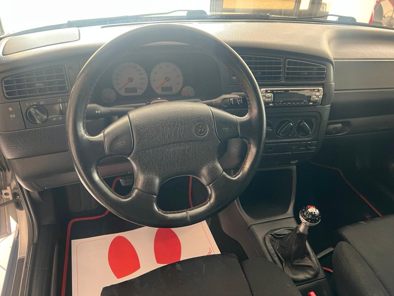 Volkswagen Golf GTI 2.0 16V cat 5p 20 Years Edition