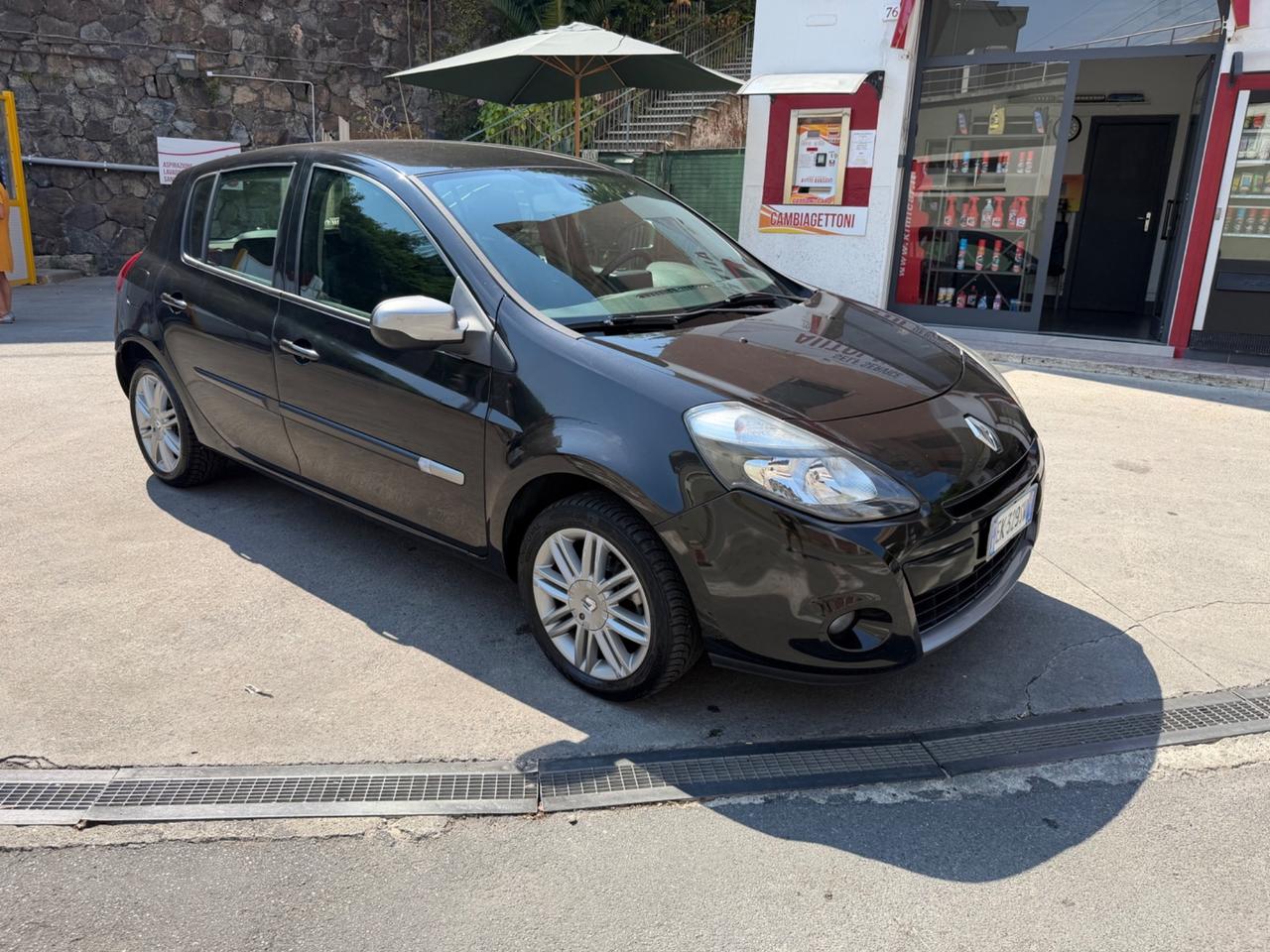 RENAULT CLIO 1.2 TCE 100CV NEOPATENTATI