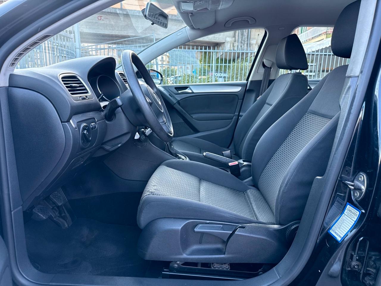 GOLF 6-1.6 DIESEL 105CV ANNO 2011-ALL. R-LINE