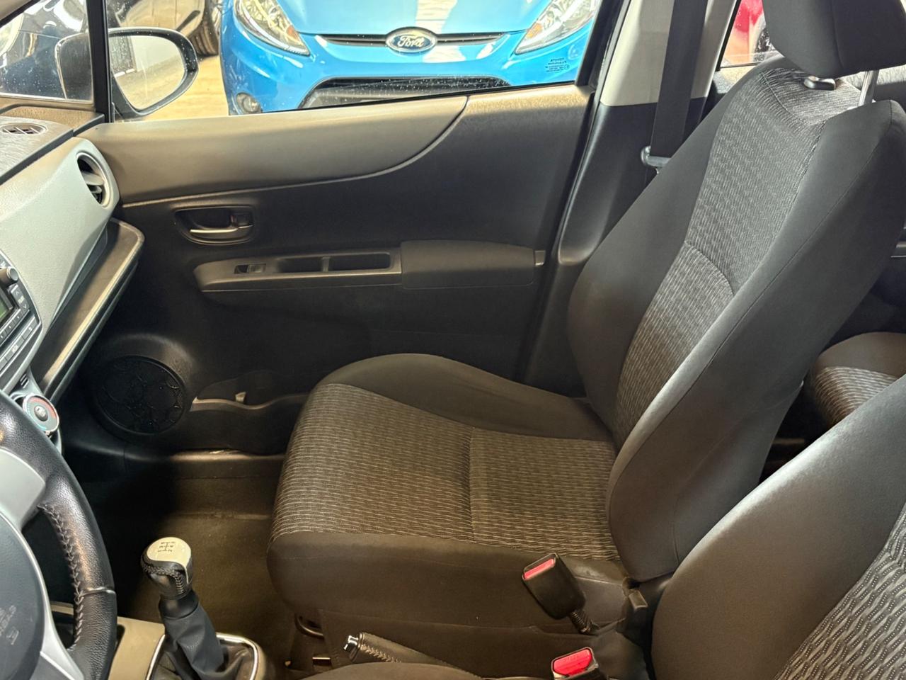 Toyota Yaris 1.0 5 porte Lounge