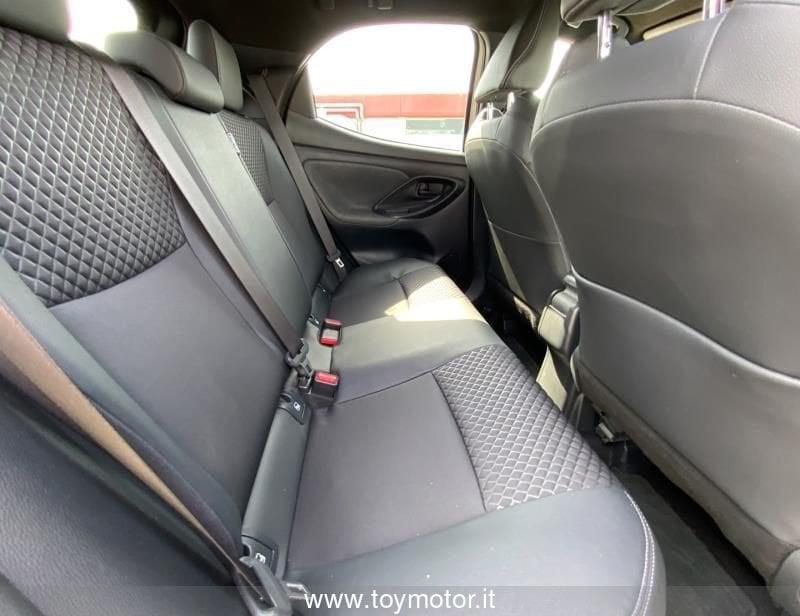 Toyota Yaris 4ª serie 1.5 Hybrid 5 porte Style
