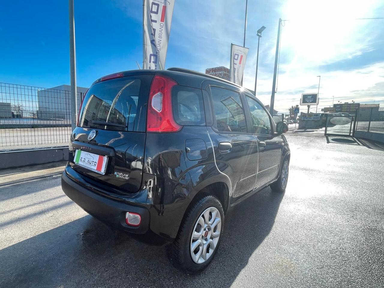 Fiat Panda 0.9 TwinAir Turbo Natural Power Lounge