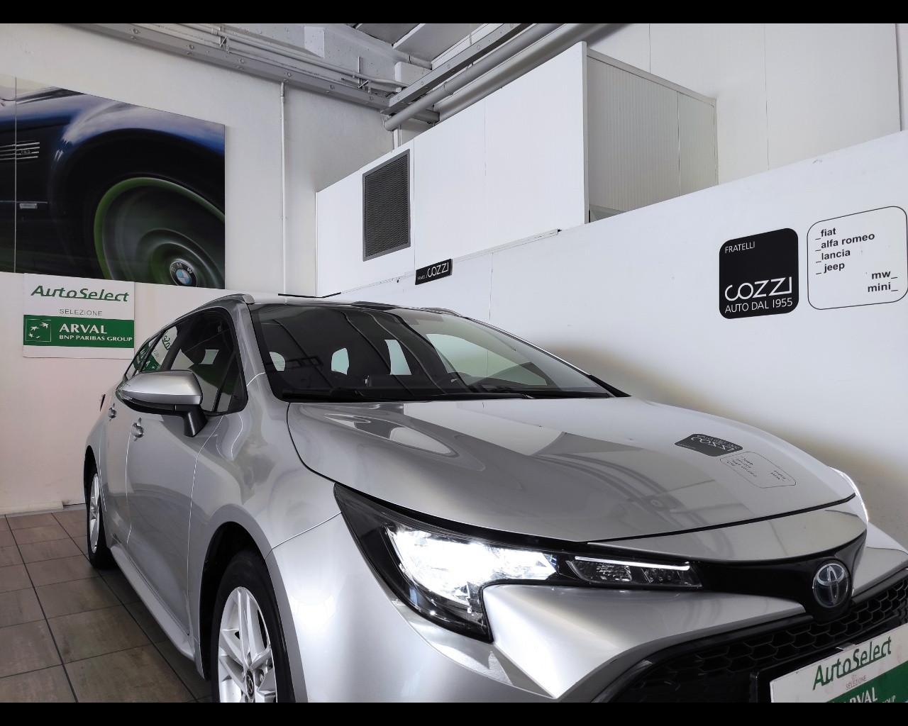 TOYOTA Corolla (2018-->) - Corolla Touring Sports 1.8 Hybrid Business