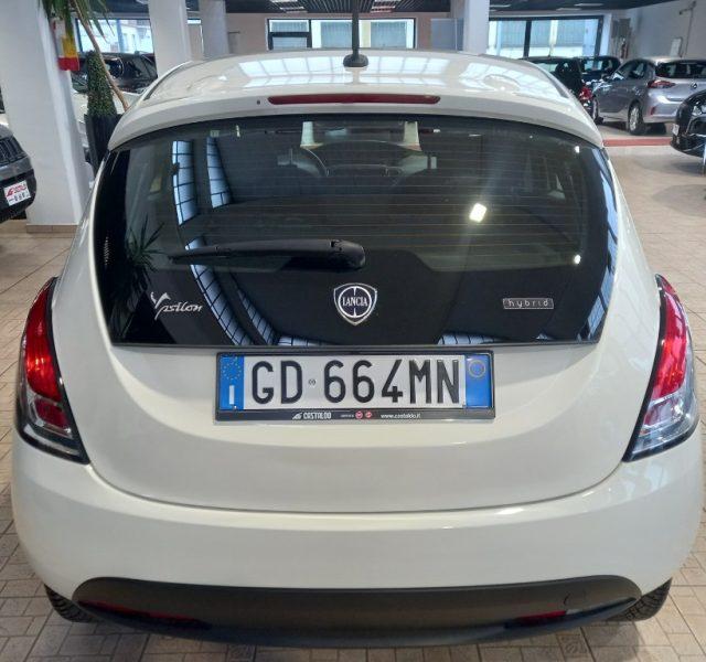 LANCIA Ypsilon 1.0 FireFly 5 porte S&S Hybrid Ecochic Silver