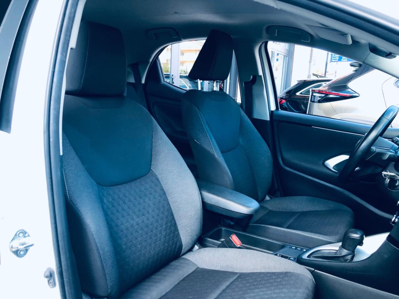 Toyota Yaris 1.0 5 porte Active