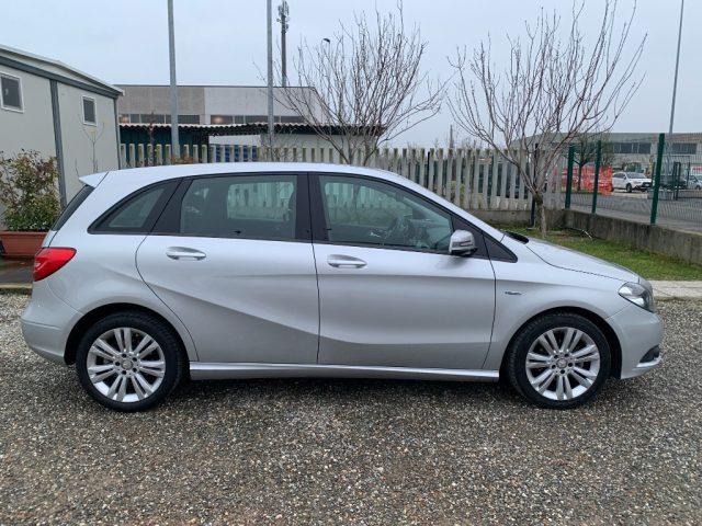 MERCEDES-BENZ B 180 BlueEFFICIENCY Premium