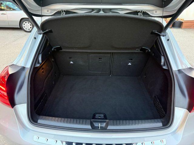 MERCEDES-BENZ GLA 200 d Automatic 4Matic Premium