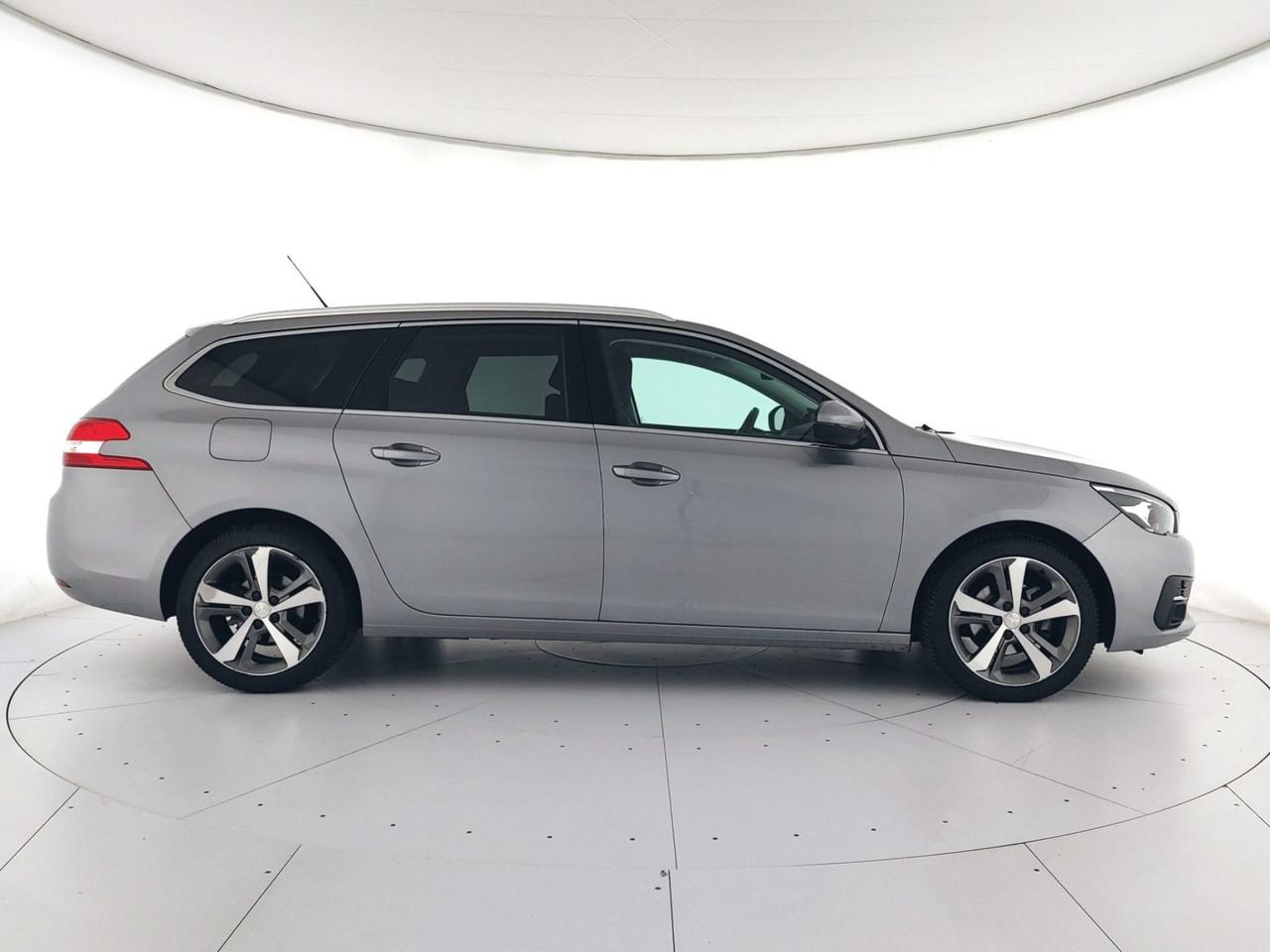 PEUGEOT 308 SW 1.5 bluehdi Allure s&s 130cv CAMERA+APP CONNECT+C17''