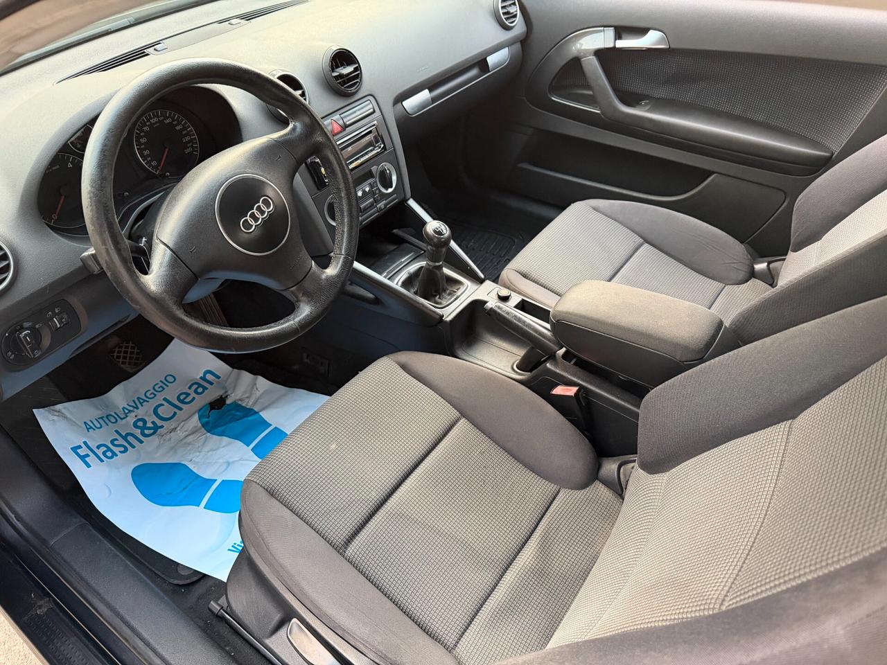 Audi A3 1.9 105 CV TDI Attraction TENUTA BENE NEOPATENTATI