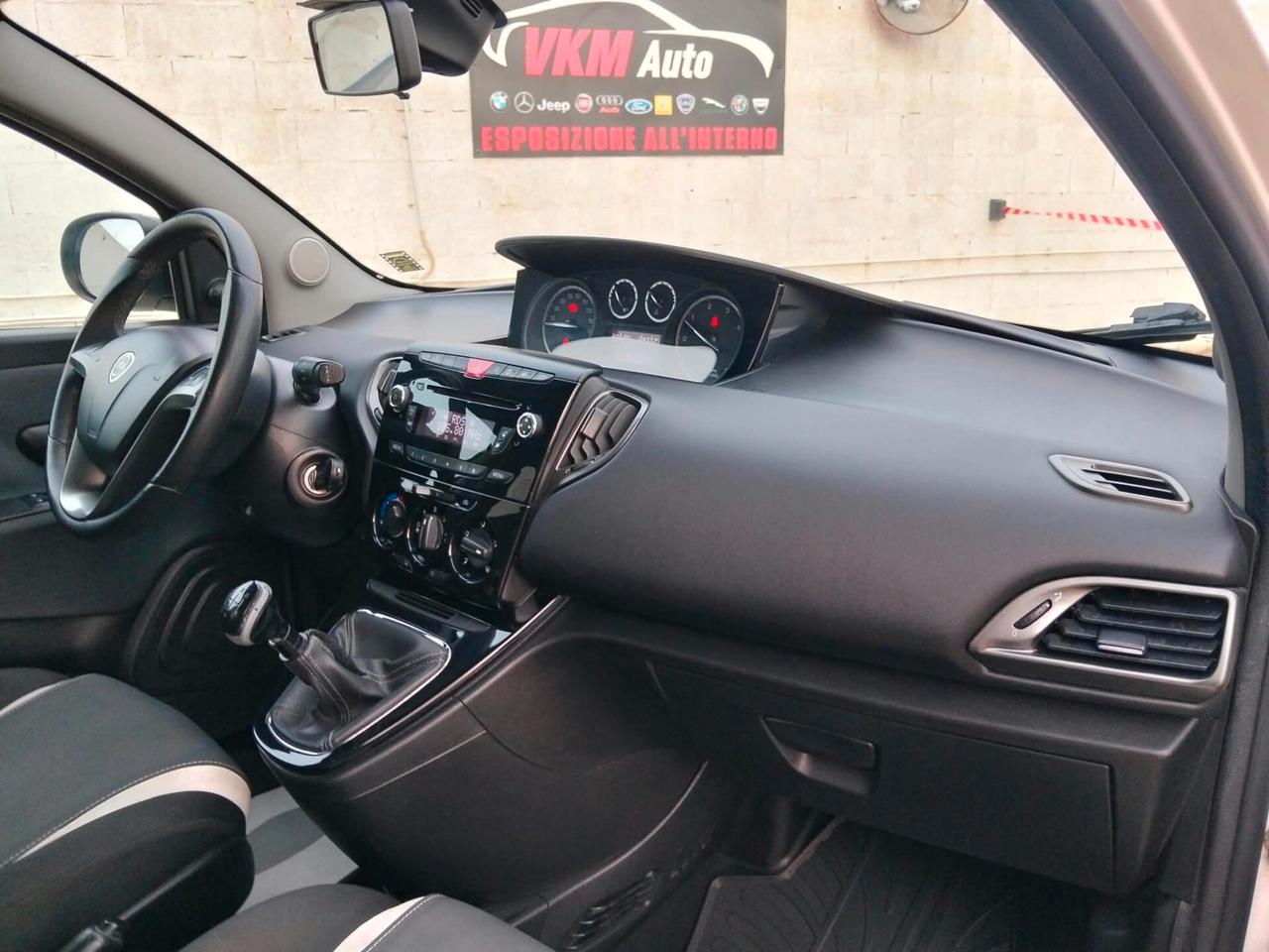 Lancia Ypsilon 1.3 MJT 16V 95 CV GARANTITA