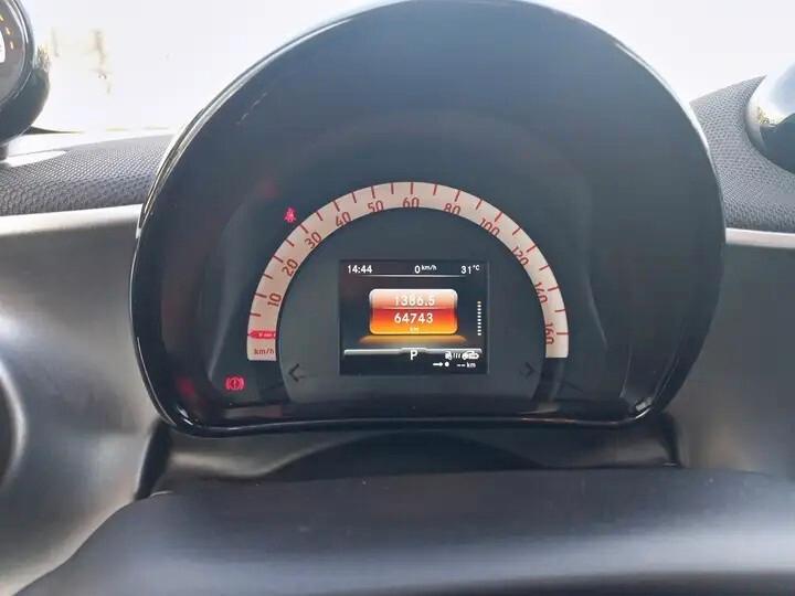 Smart ForTwo coupè EQ 60kW passion