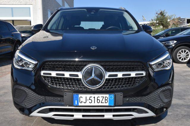 MERCEDES-BENZ GLA 180 d Automatic Business Extra *NAVIGATRE,TELECAMERA*