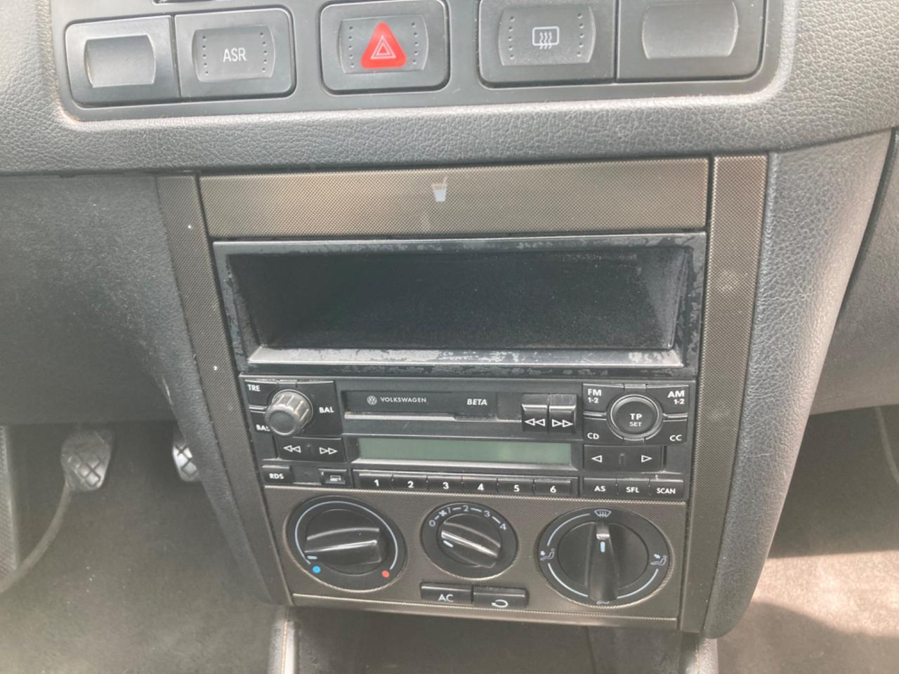 VOLKSWAGEN BORA 1.9 TDI (PROPRIETARIO UNICO)