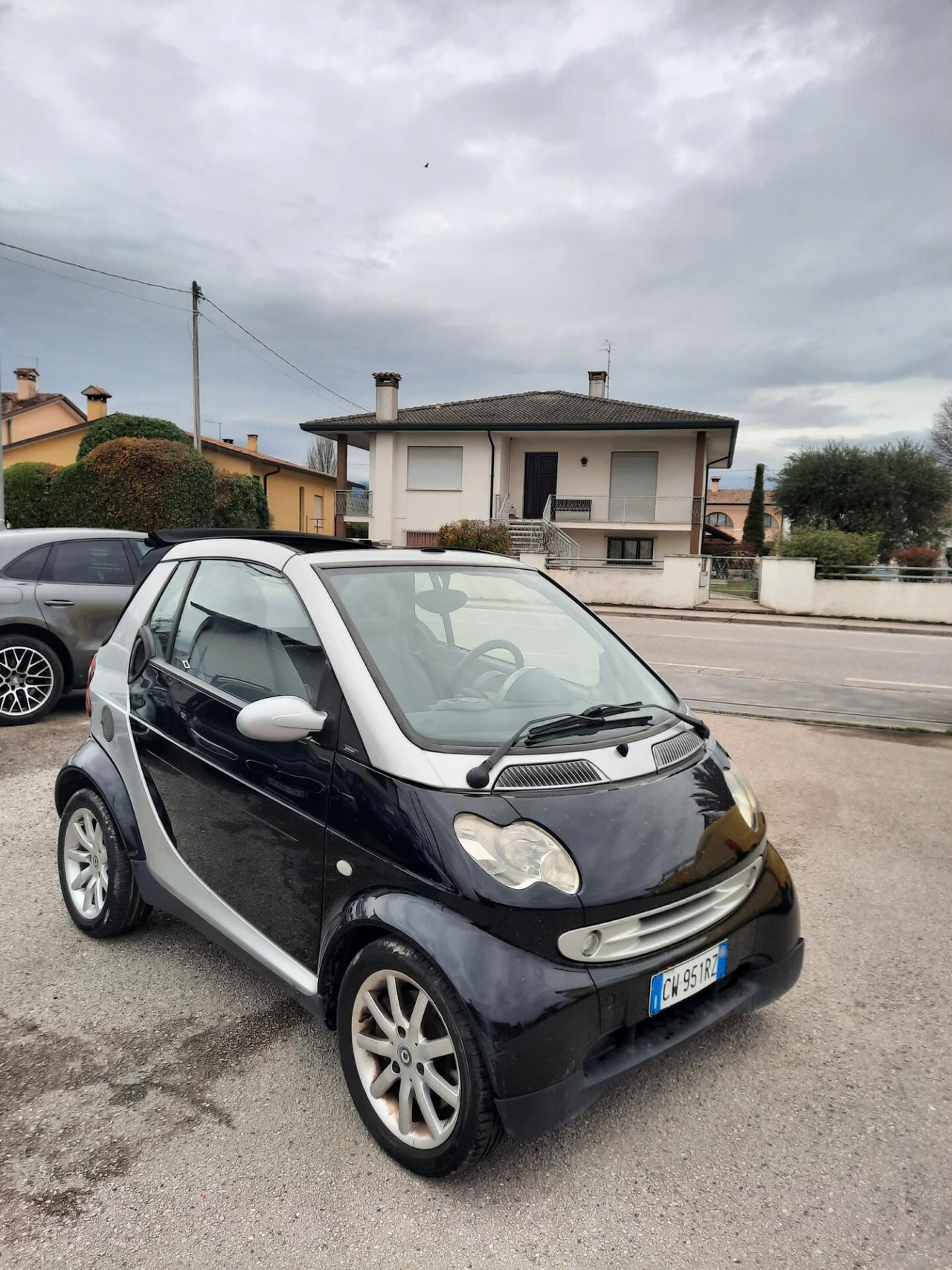 Smart ForTwo 700 cabrio passion (45 kW) OK NEOPATENTATI