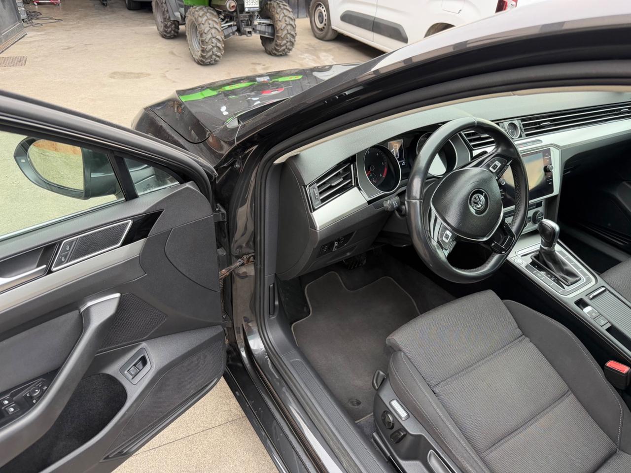 Volkswagen Passat Variant 2.0 TDI DSG Business BlueMotion Tech