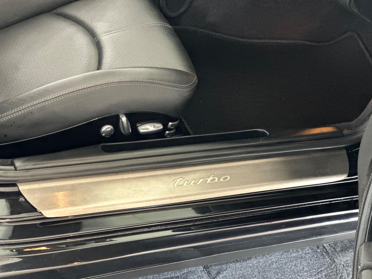 Porsche 911 Turbo Cabriolet