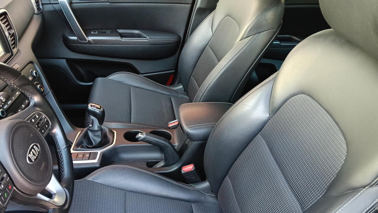 KIA SPORTAGE 1.7 CRDI -RETROC-NAVI