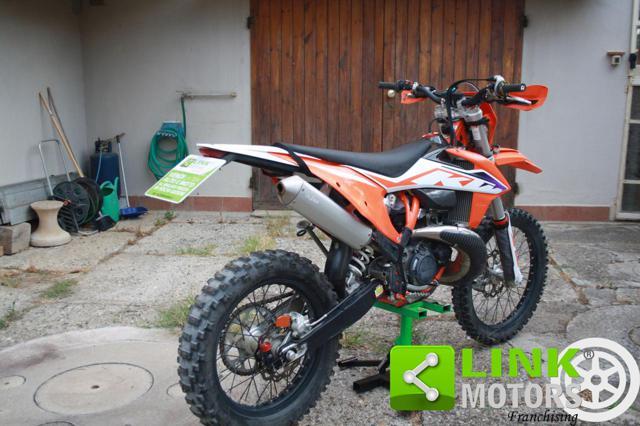 KTM EXC 300 TPI PROTEZIONI IN CARBONIO!