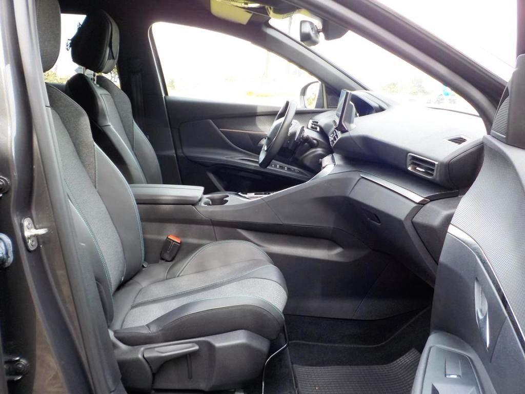 Peugeot 3008 Hybrid 136 e-DCS 6 Allure Pack