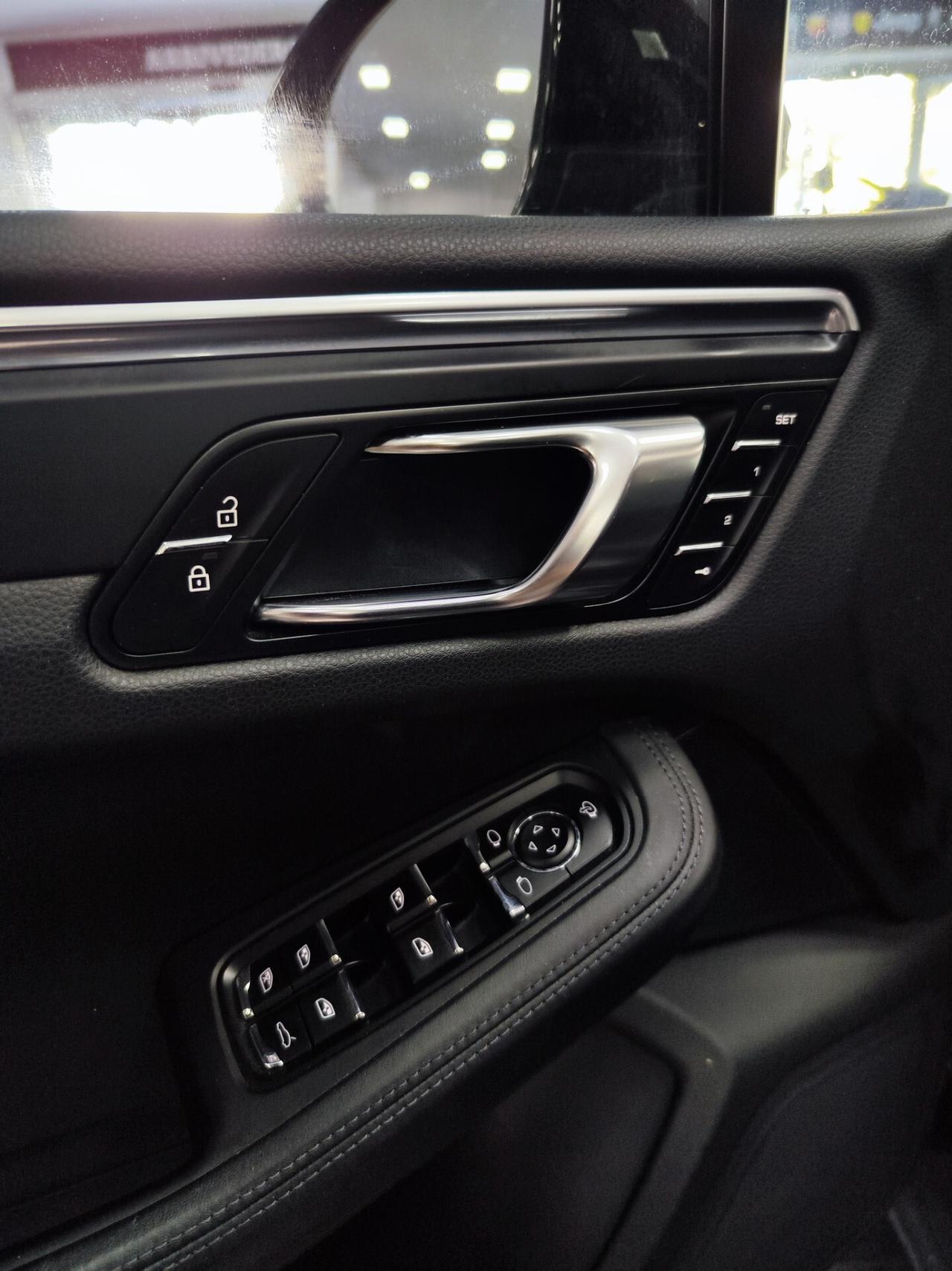Porsche Macan T 2.0 265cv Tetto Led