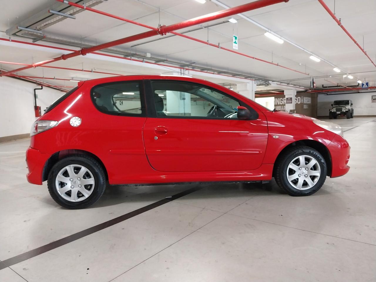 Peugeot 206+ Plus 1.4 HDi 70CV 3p. Trendy - ok neopatentati
