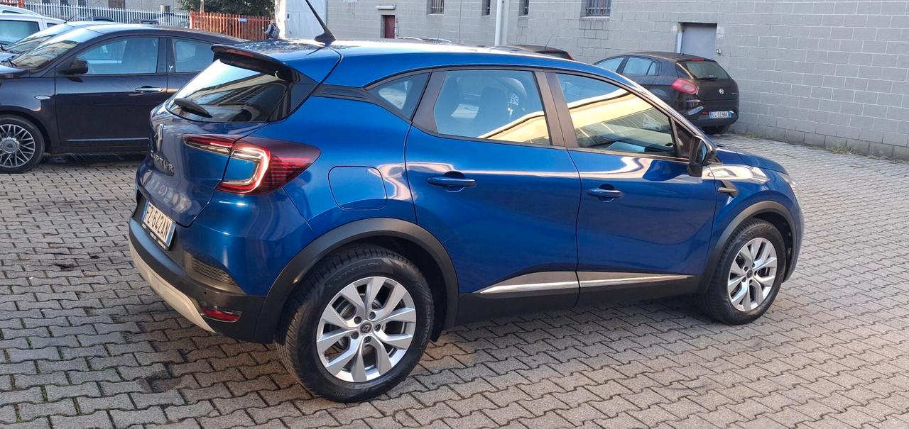 Renault Captur 1.0 TCe INTENS 100cv