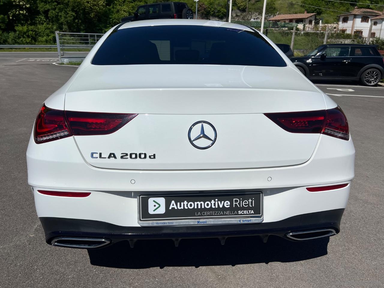 MERCEDES-BENZ CLA 200 d Automatic Premium