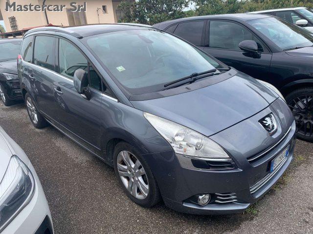 PEUGEOT 5008 1.6 hdi 8v Allure (feline) 112cv