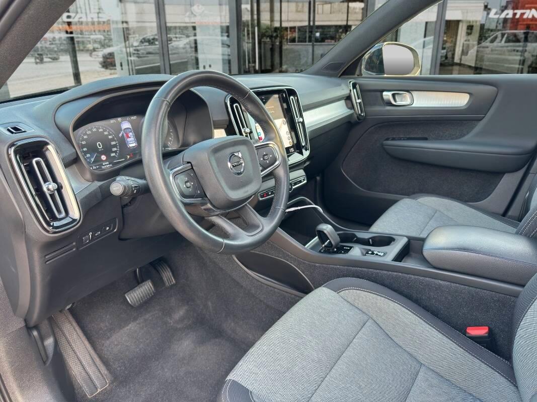 Volvo XC40 1.5 t4 phev Inscription Expression TETTO APRIBILE
