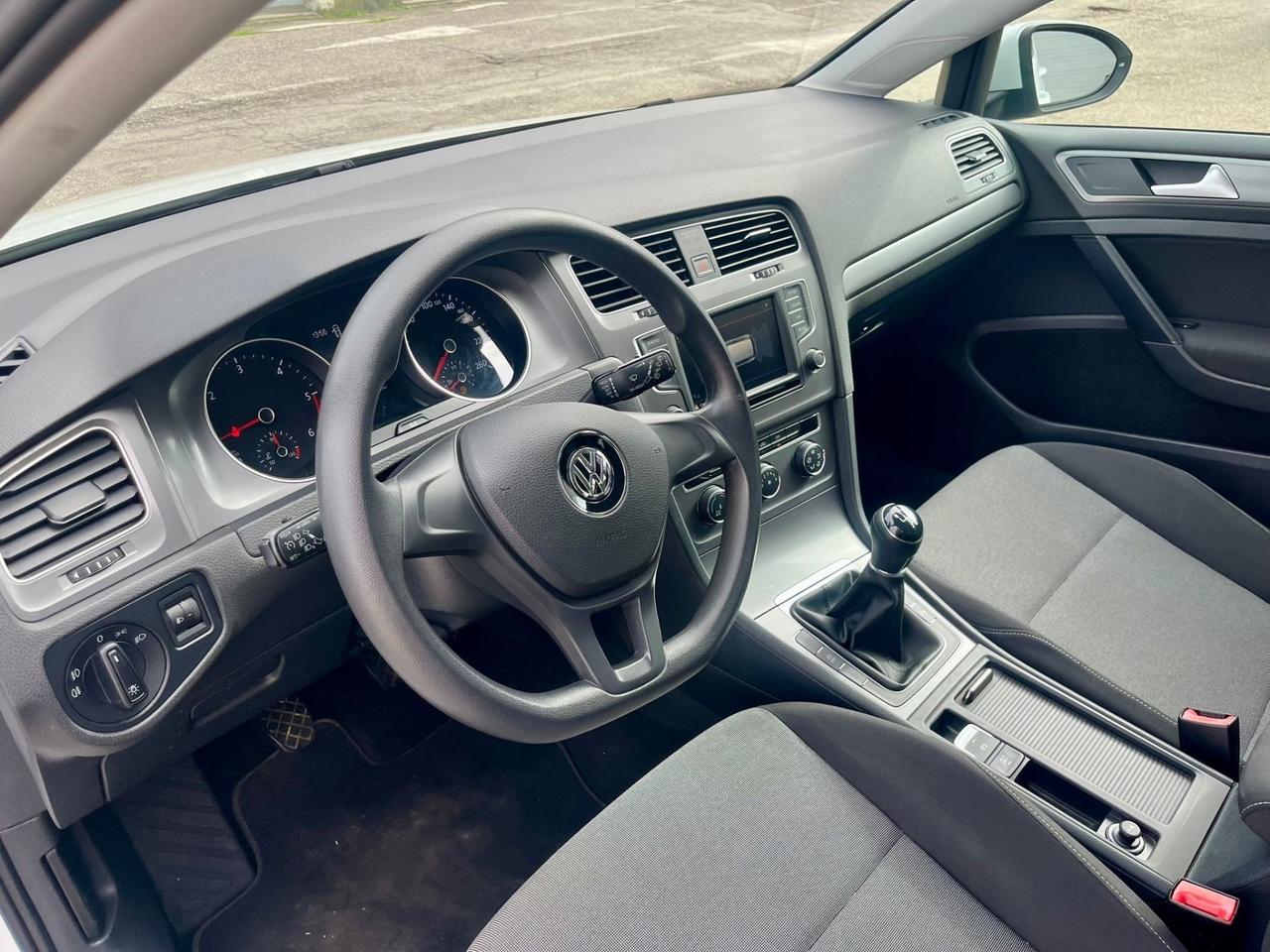 VW Golf 1.6tdi 90cv 2015 59.000km pari al nuovo