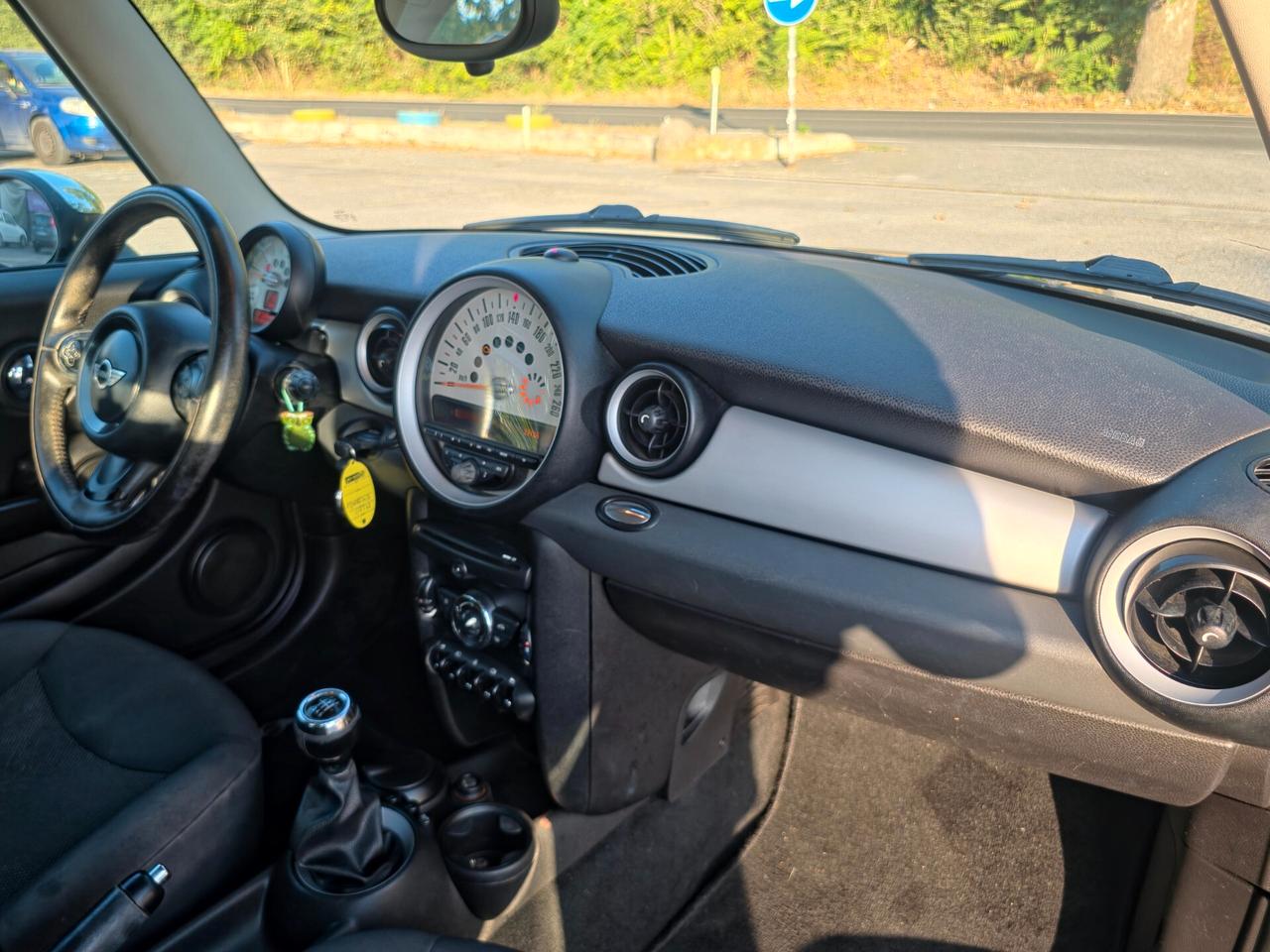 Mini 1.6 16V One CV-98 (72kW) E5 Manuale NEO 2011