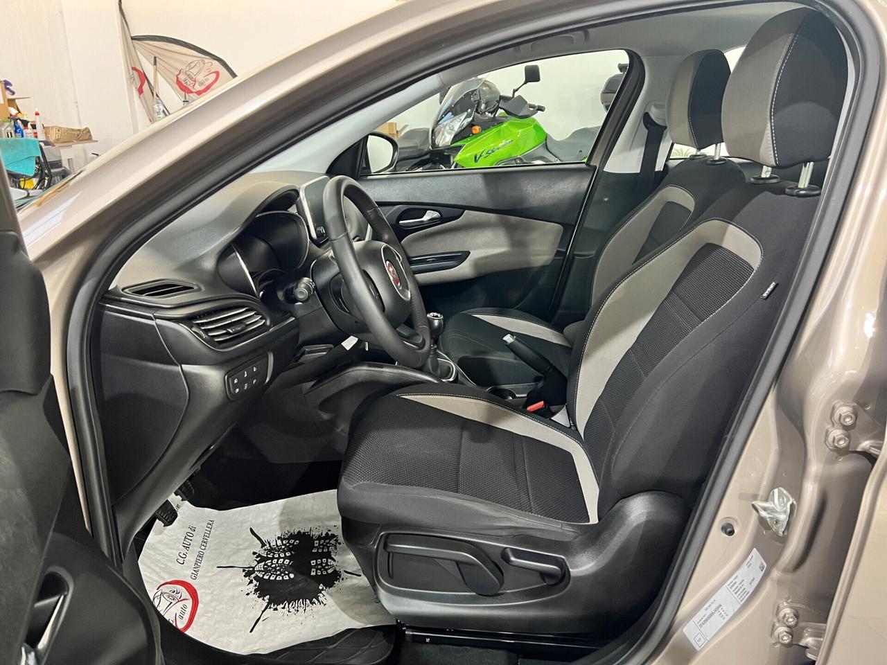 Fiat Tipo 1.6 120 CV - 5 porte Lounge - 2019