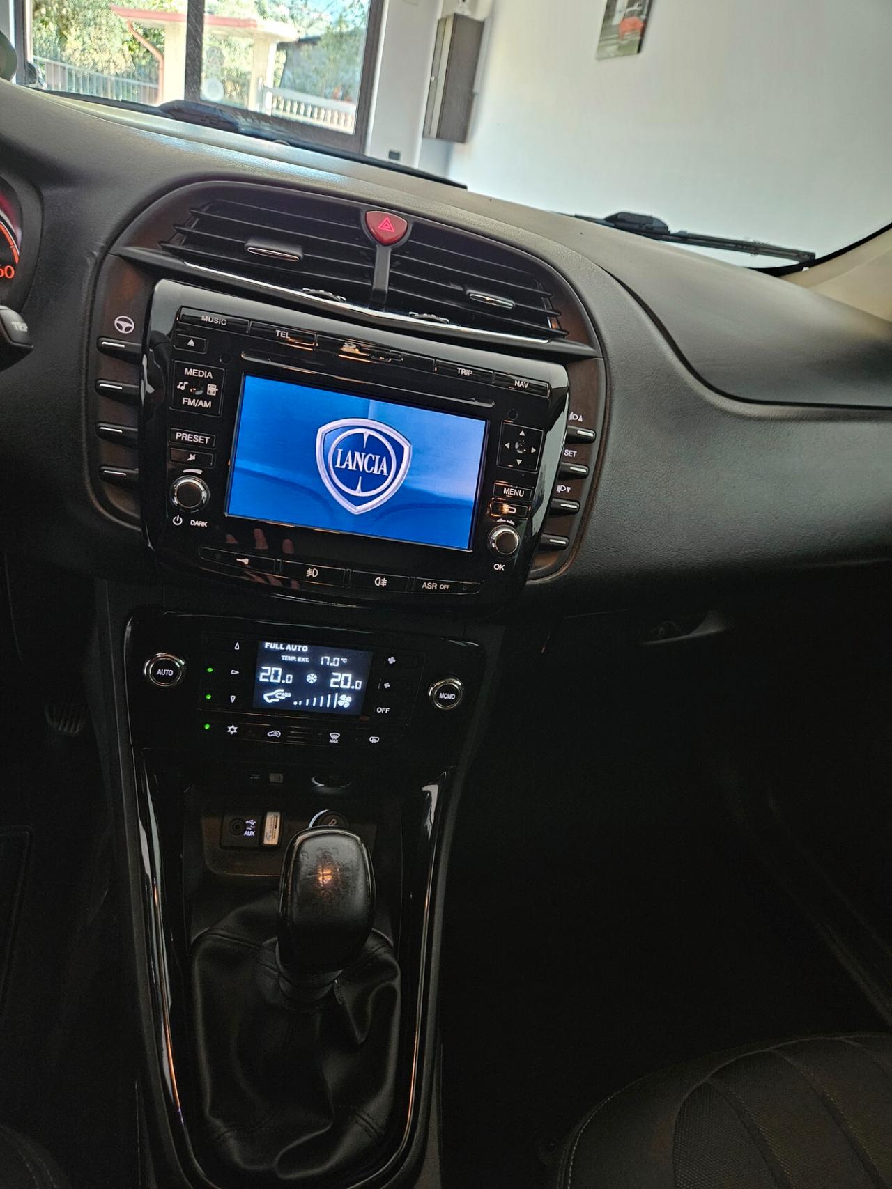 Lancia Delta 1.6 MJT DPF Silver