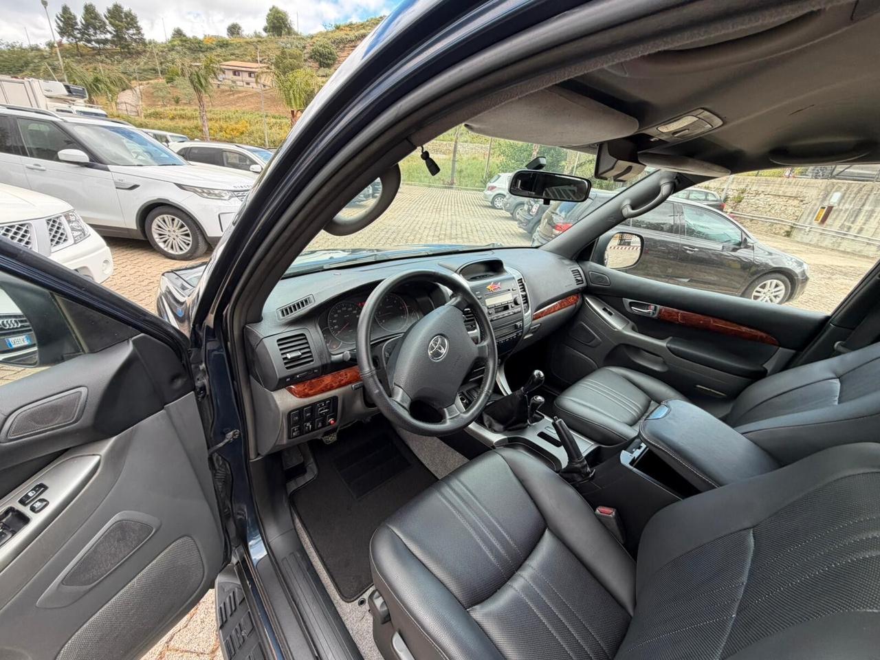 Toyota Land Cruiser 3.0 D-4D 16V cat 5 porte