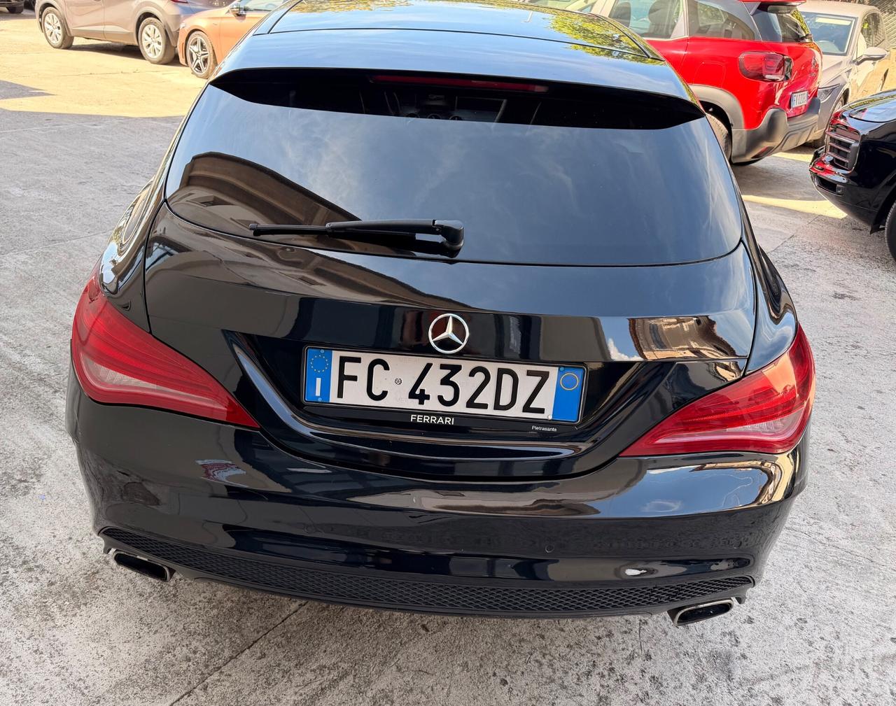 Mercedes-benz CLA 220 d S.W. Automatic Premium Dark Night