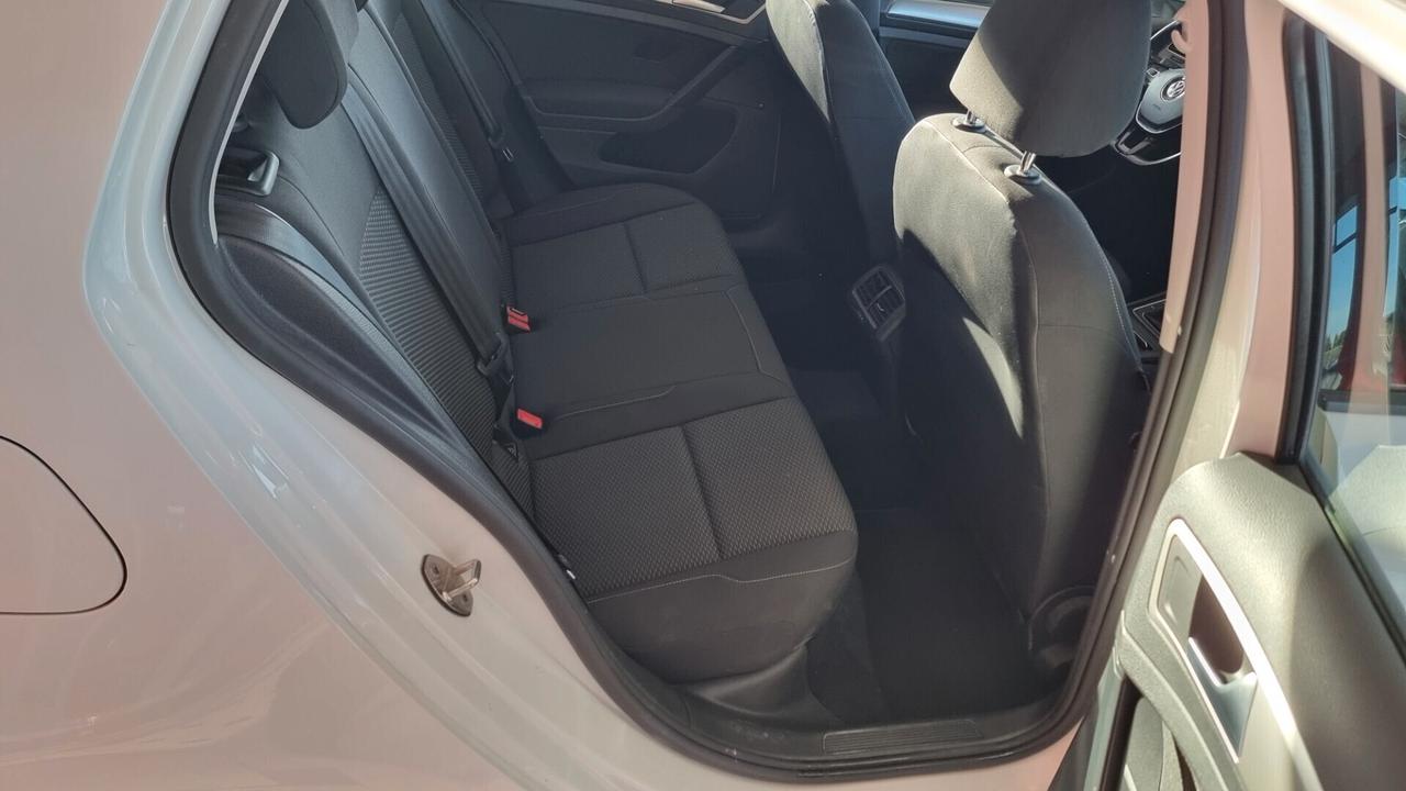 Volkswagen Golf 1.6 TDI 90 CV 5p. Trendline BlueMotion Technology