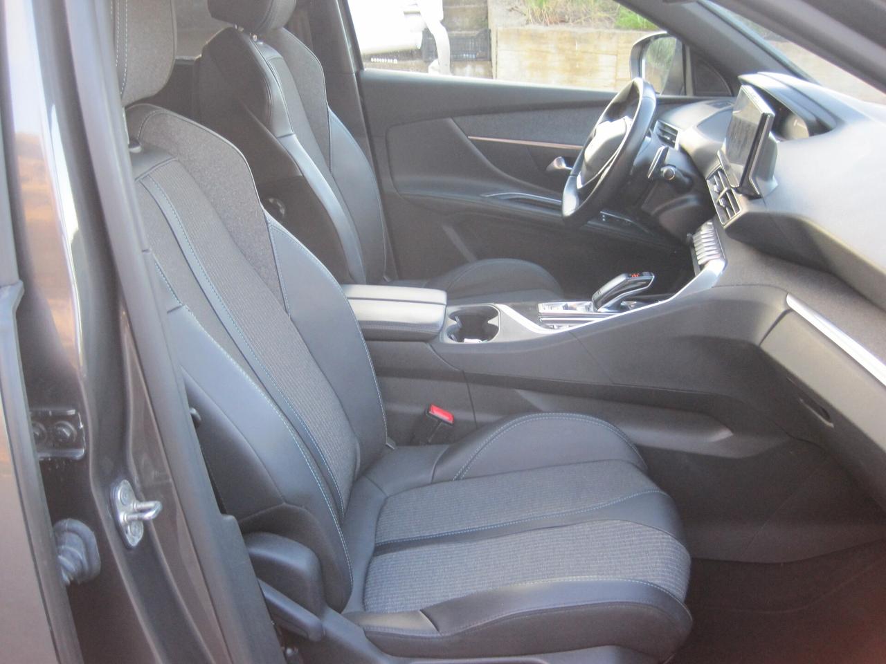 Peugeot 5008 BlueHDi 130 S&S EAT8 Allure Pack