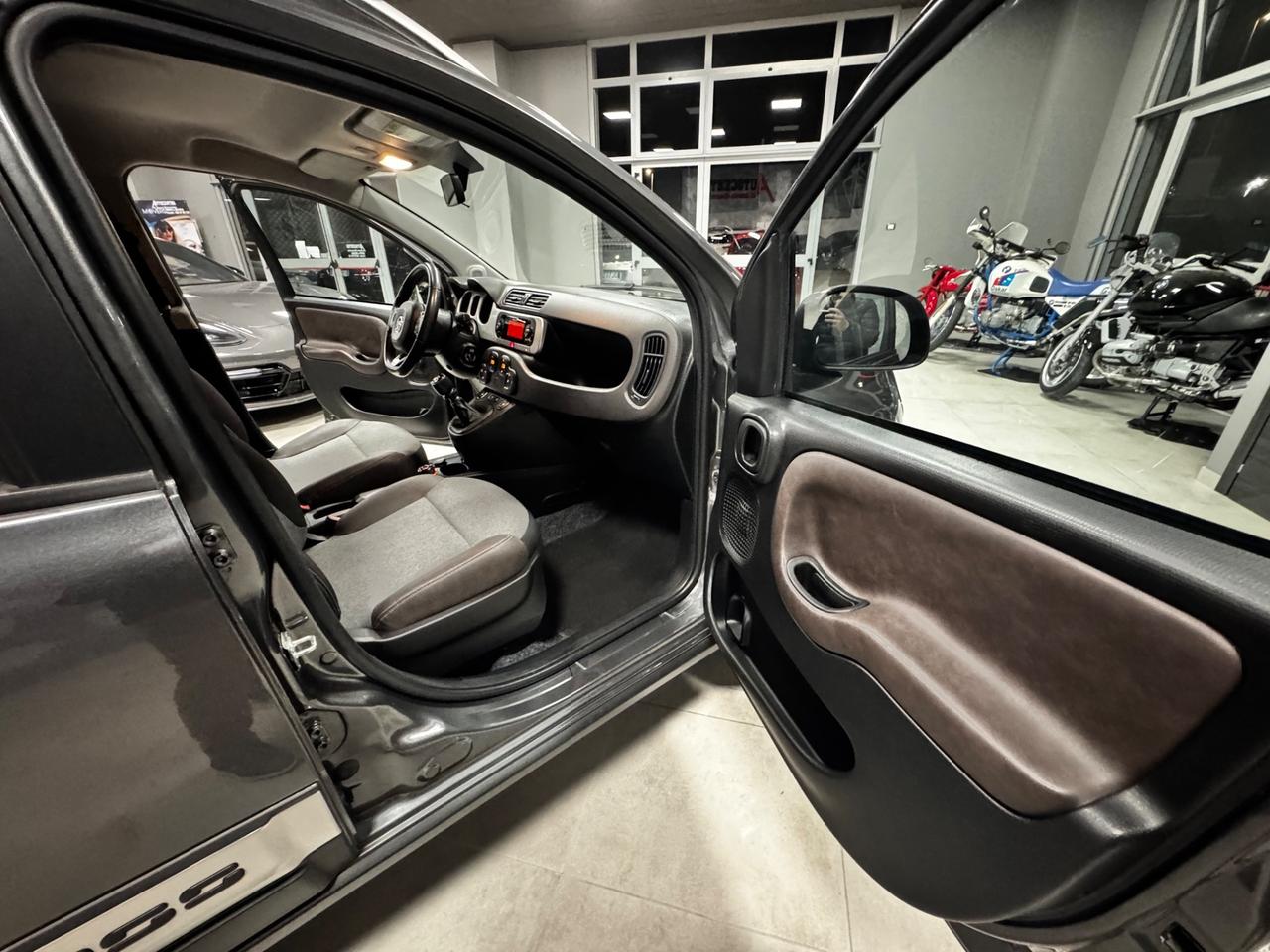 FIAT PANDA CROSS 4x4 900 T AIR