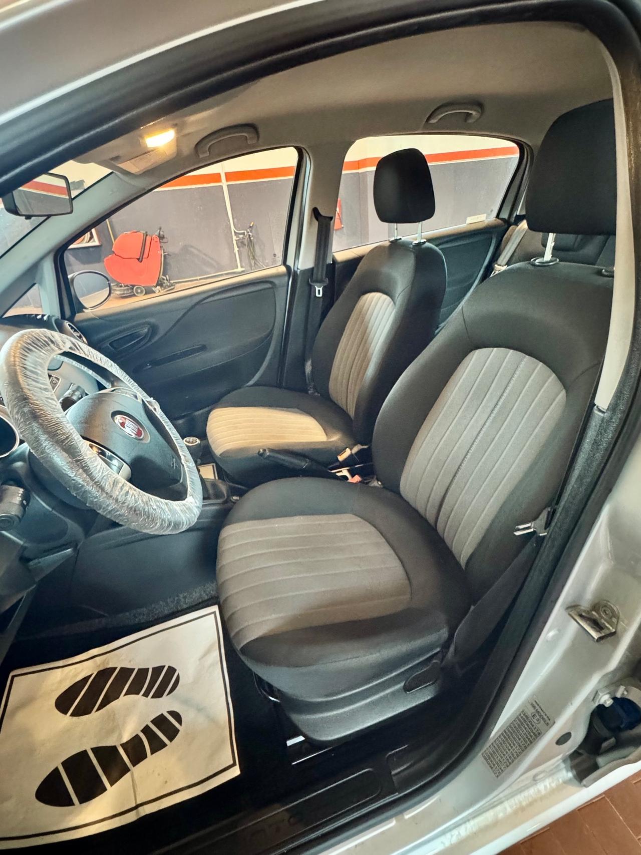 Fiat Punto 1.4 8V 5 porte Easypower Street