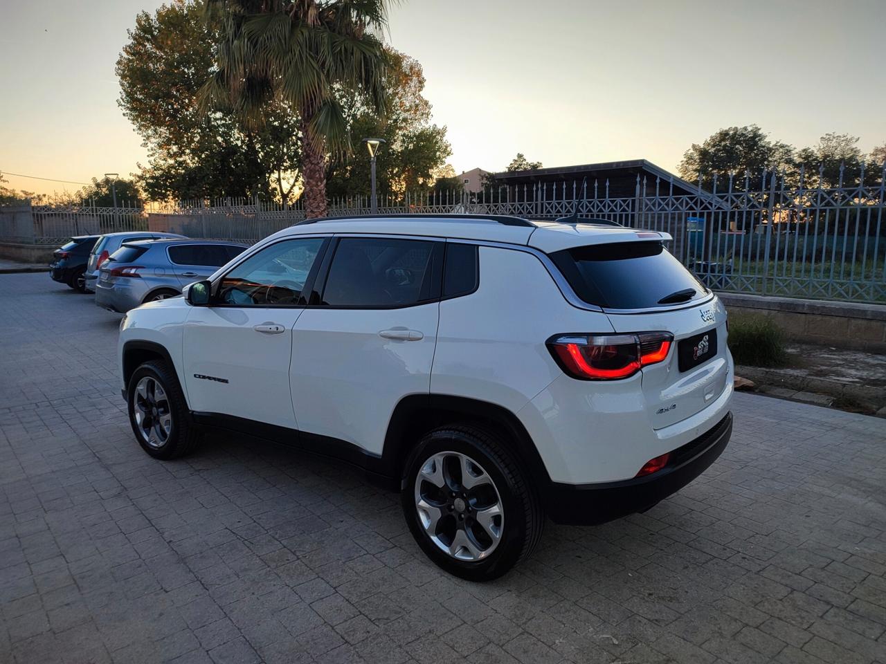 Jeep Compass 4X4 LIMITED AUTOMATIK 2.0 MJT 170 CV PELLE NAVIG