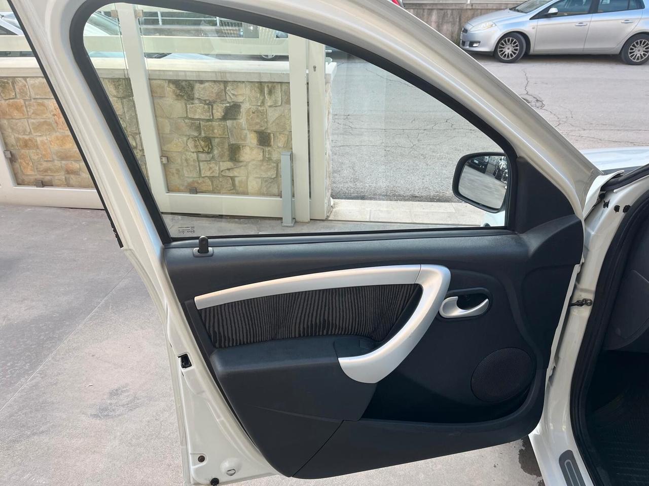 Dacia Sandero 1.5 dCi 70CV Lauréate