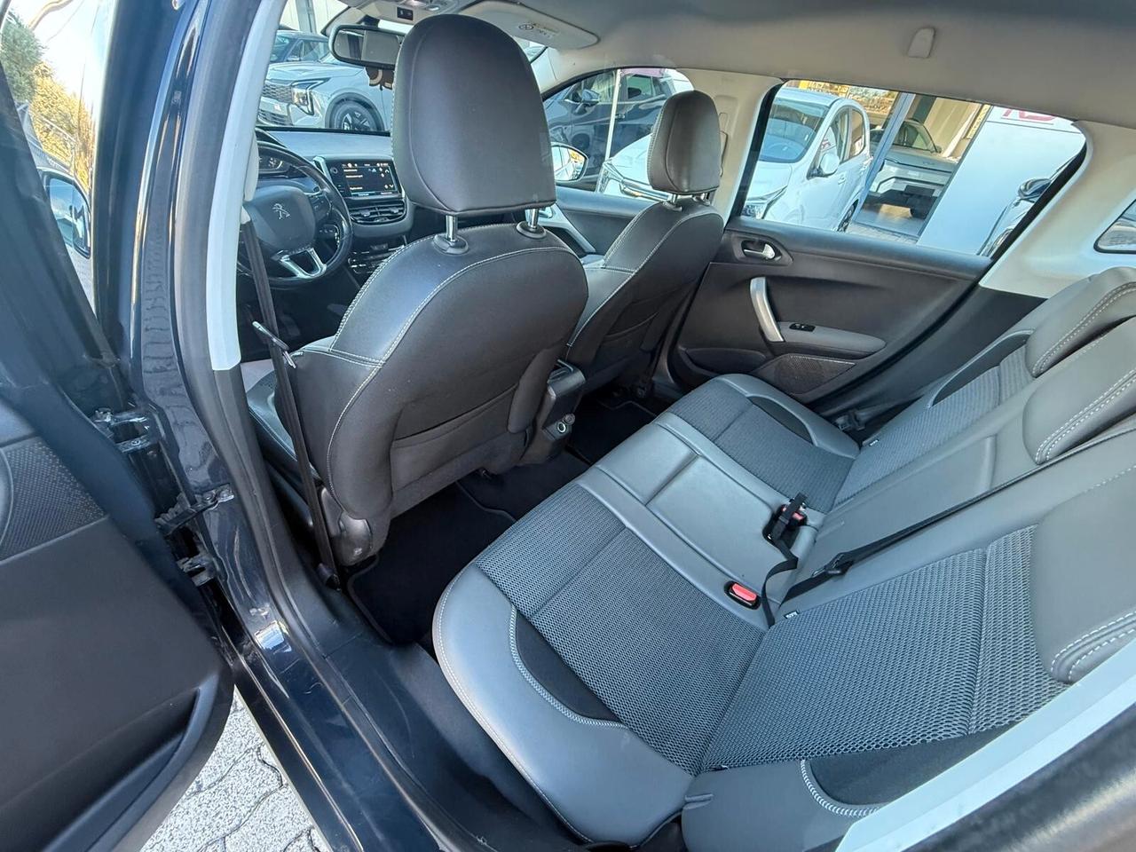 Peugeot 2008 PureTech 82 Allure + GPL - OK NEOPATENTATI