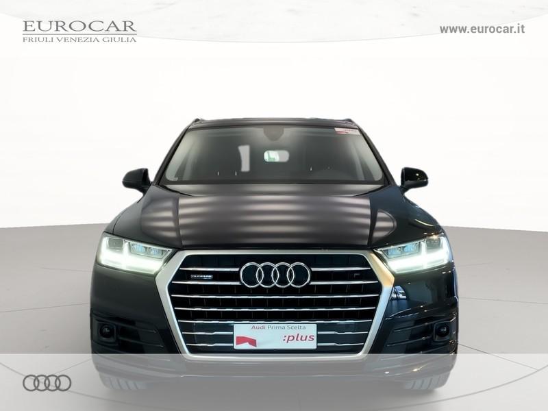 Audi Q7 3.0 tdi business plus quattro tiptronic