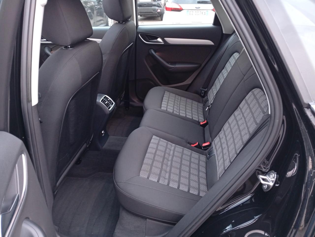 Audi Q3 2.0 TDI 150 CV quattro Sport