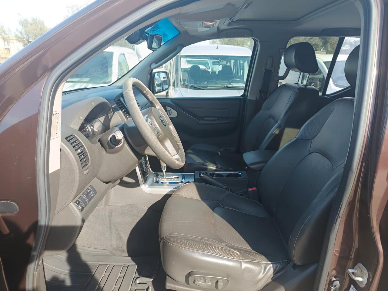 Nissan Navara double cab 4wd 2011 - 2.5 diesel Lb automobili